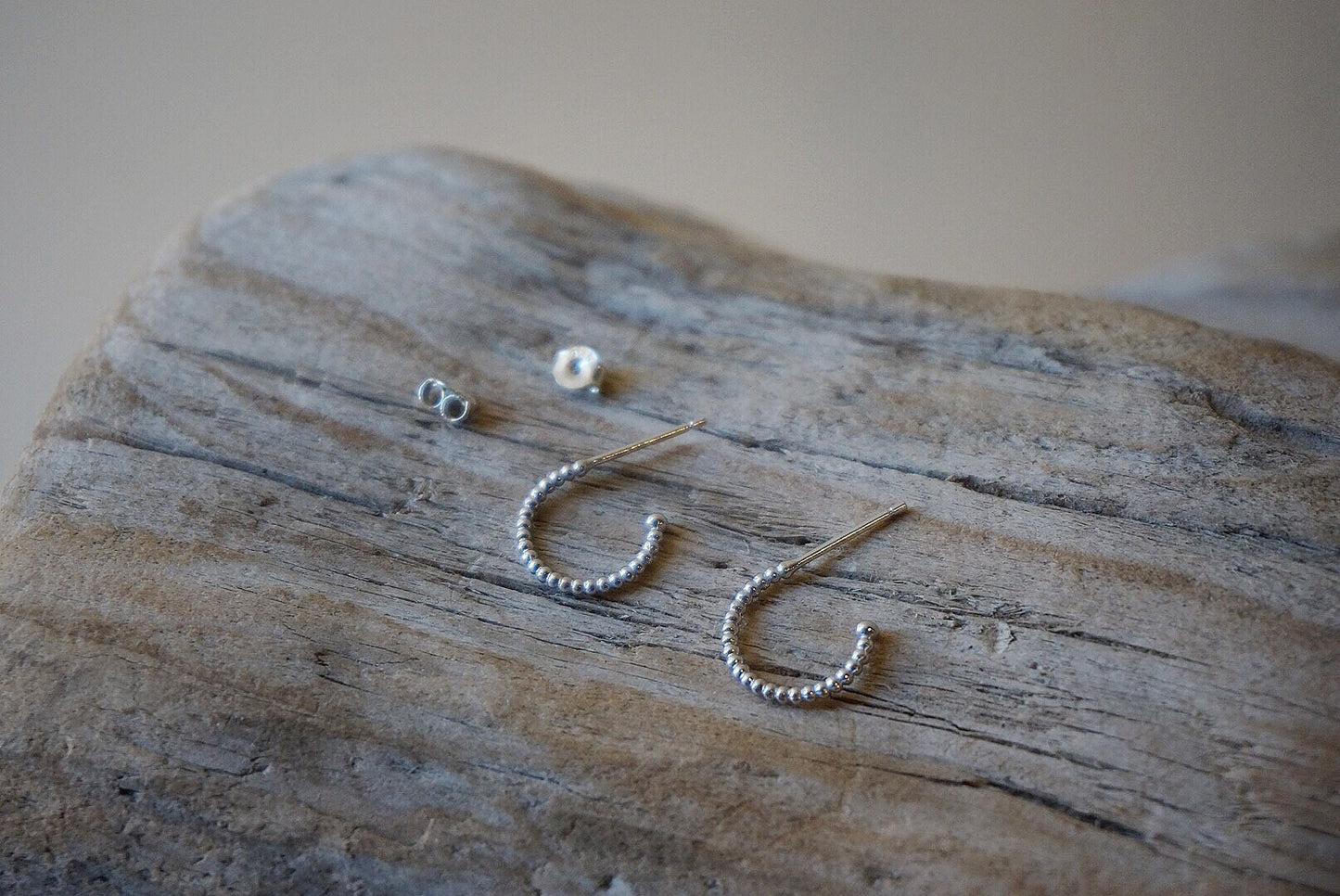 Small beads hoop earrings/Sterling silver huggie hoop earrings/hoop earrings with stud fitting/13mm hoops/tiny hoops/small hoops