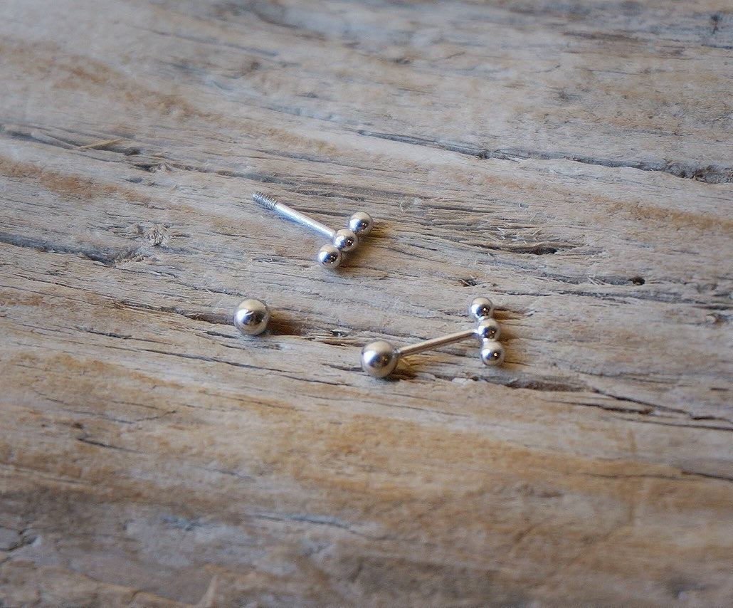 Sterling silver Tiny Three Spheres bar Screw back Stud Earrings/3 balls bar stud earrings/minimalist studs/three dot bar stud earrings