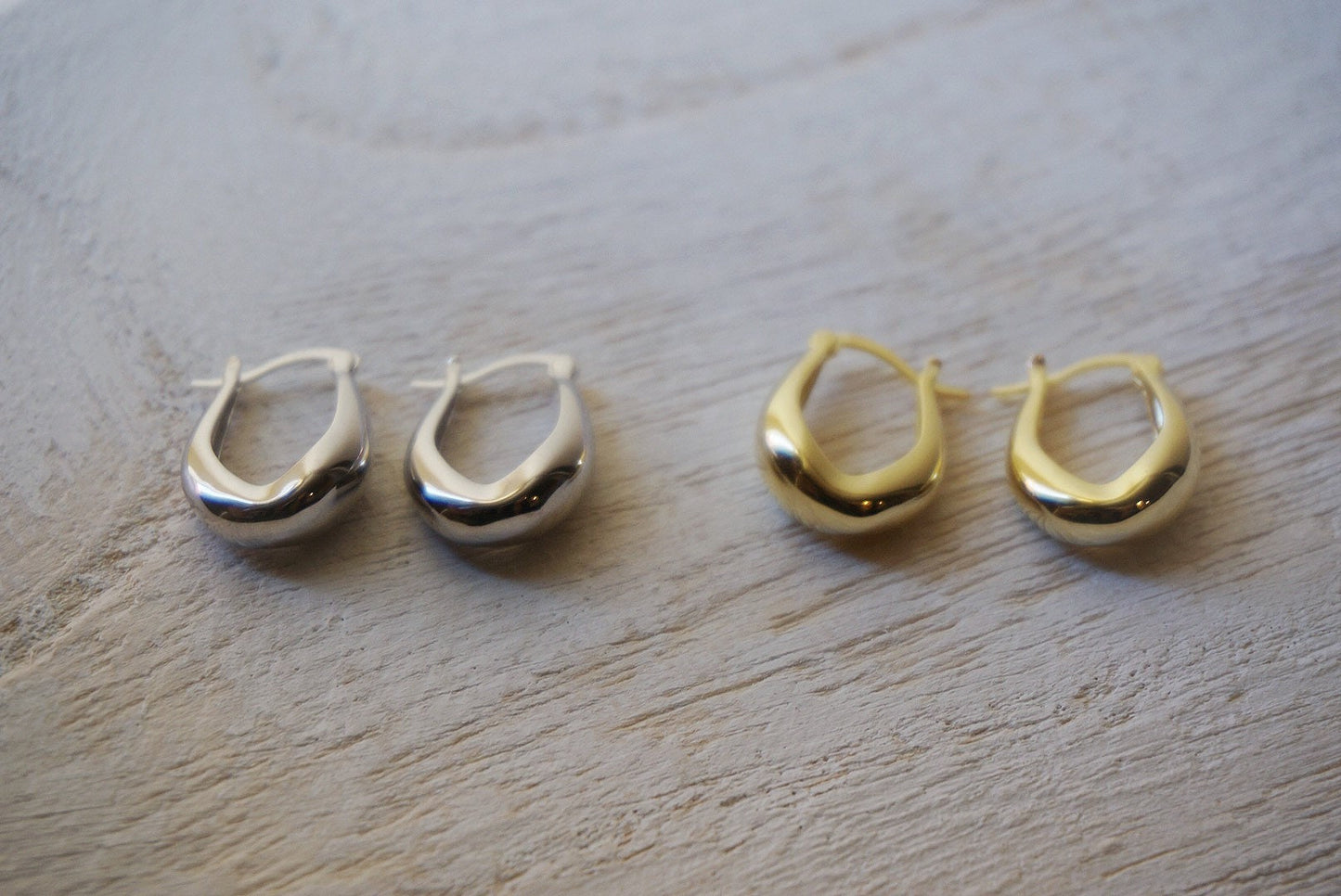 Sterling silver irregular oval Chunky hoop earrings/gold chunky hoops/thick hoop earrings/wide huggie hoop earrings