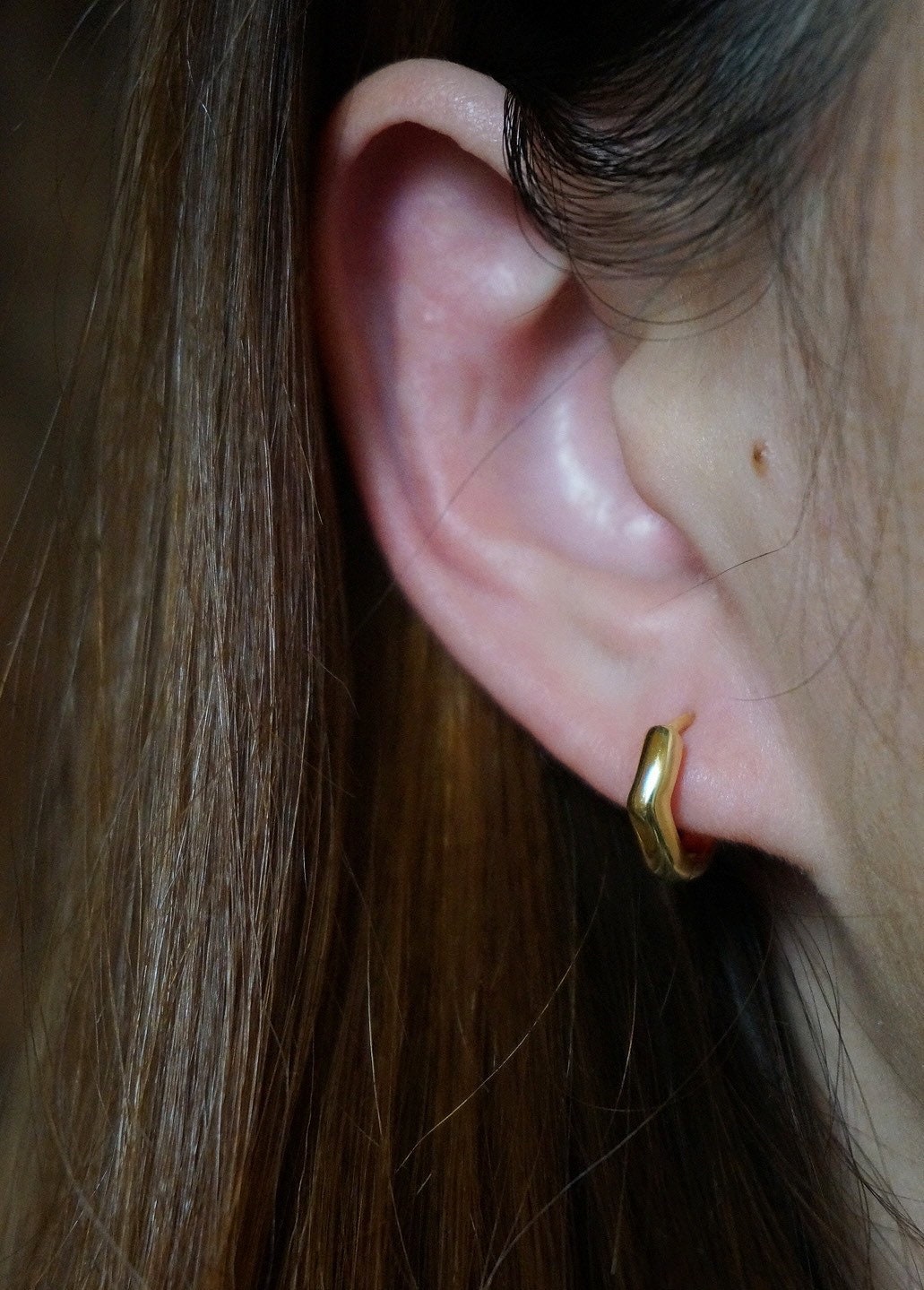 Sterling silver latch back hexagon hoop earrings/Gold hexagon hoop earrings/huggie hoops/Thick Silver Hoop Earrings/geometric hoops