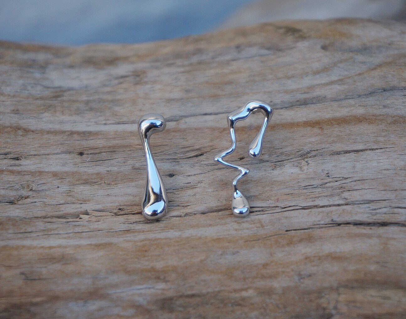 925 Sterling silver unique water droplet asymmetric stud earrings/elegant earrings