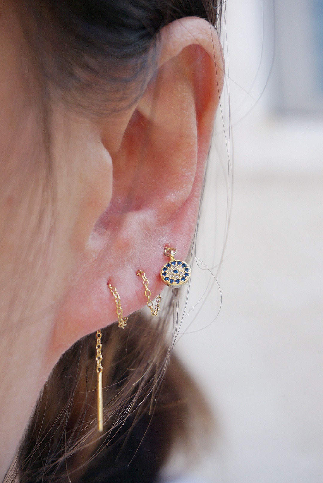 Blue eyes Threader earrings/sterling silver crystal threader earrings/gold threader earrings/threader earrings/blue eyes earrings