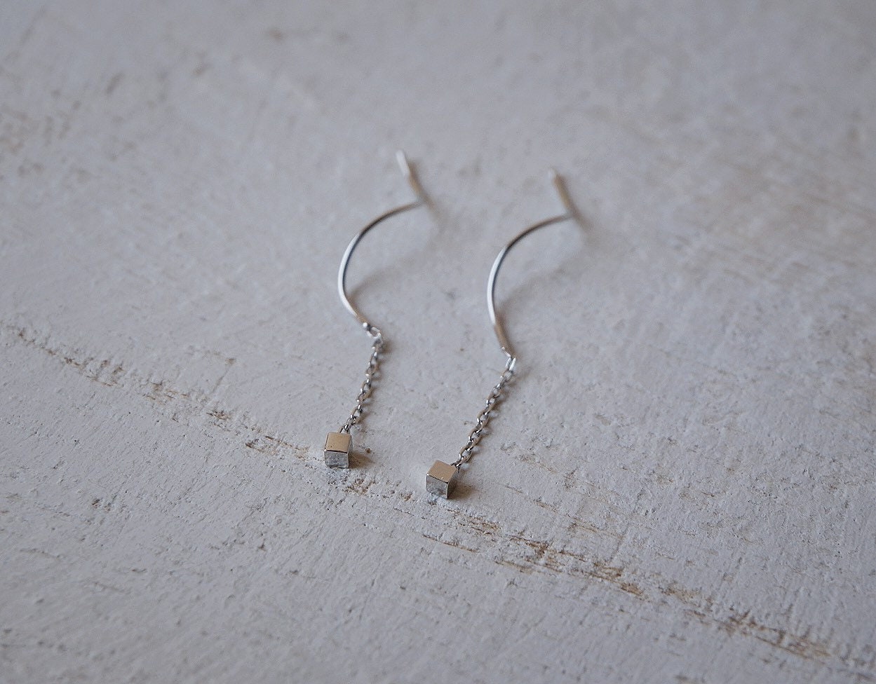 Sterling silver cube Threader earrings/2mm cube threader earrings/square threader/edgy earrings/spiral Threader earrings